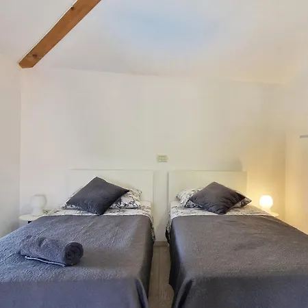 Beautiful Casa Romito With Pool In Villa