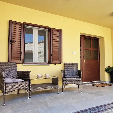 Beautiful Casa Romito With Pool In