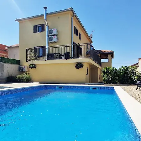 Villa Beautiful Casa Romito With Pool In